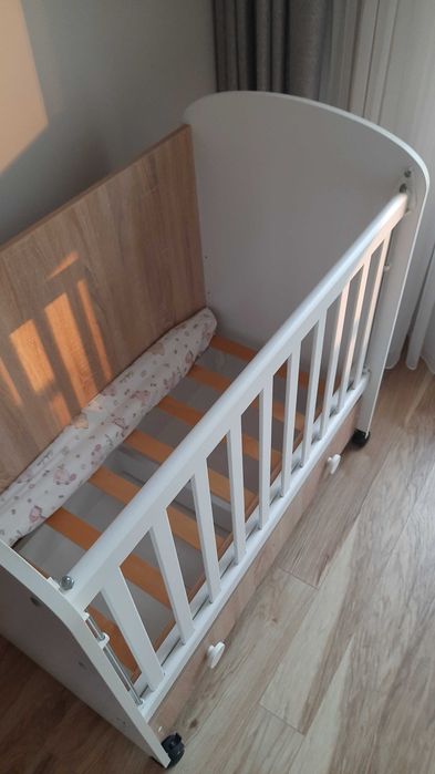 Бебешка кошара на колелца с размери 50/100 см