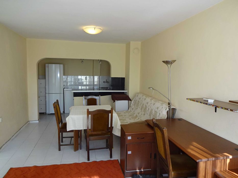 Дава се под наем Тристаен апартамент в Варна, Победа - 26 кв.м за 357 € - Снимка #4