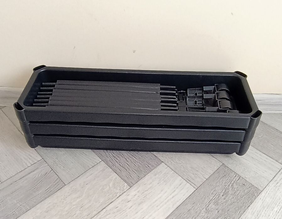 Полка 3-х ярусная пластиковая.