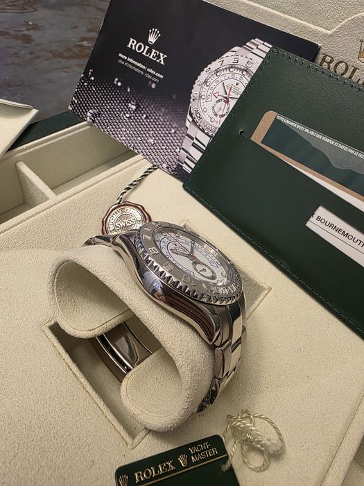 Rolex Yacht-Master II aur alb 116689