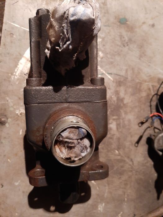 Аксиально поршневой насос