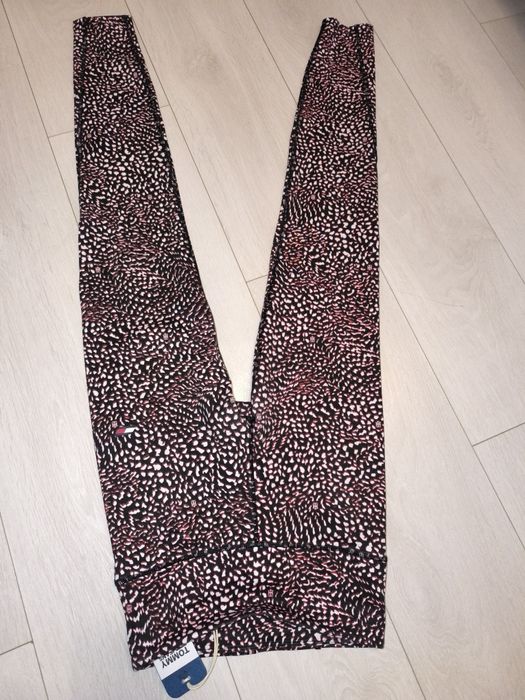 Tommy Hilfiger дамски клин ХС размер