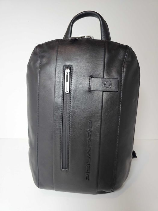 Луксозни Кожени Раници, бизнес чанти- Piquadro, The Chesterfield Brand