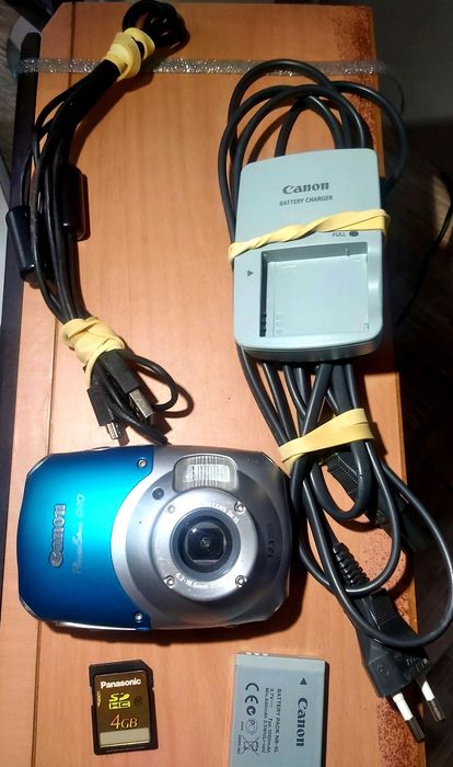 Canon PowerShot D10