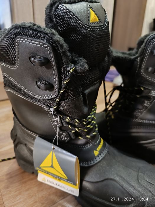 Продам ботинки рабочие зимние Новые фирмы Deltaplus