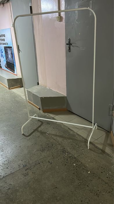 Вешалка для дома