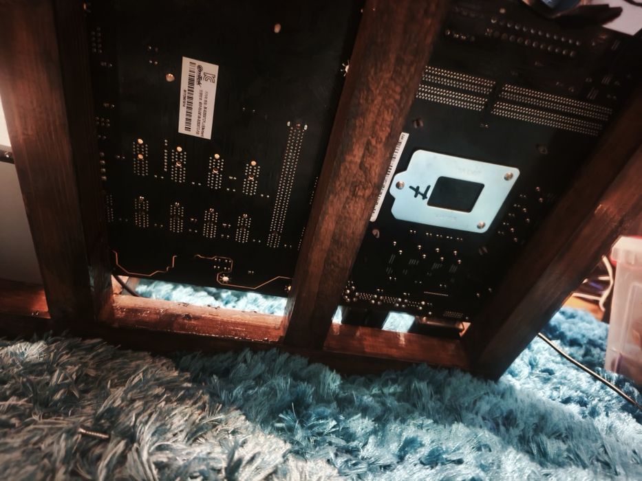 Kit Placă de bază Biostar TB250-BTC + Procesor Intel Pentium G4400 + Cooler