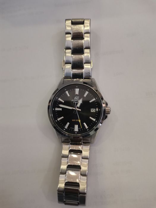 Ceas Casio Edifice EFV-100D-1AVUEF impecabil, cutie originala