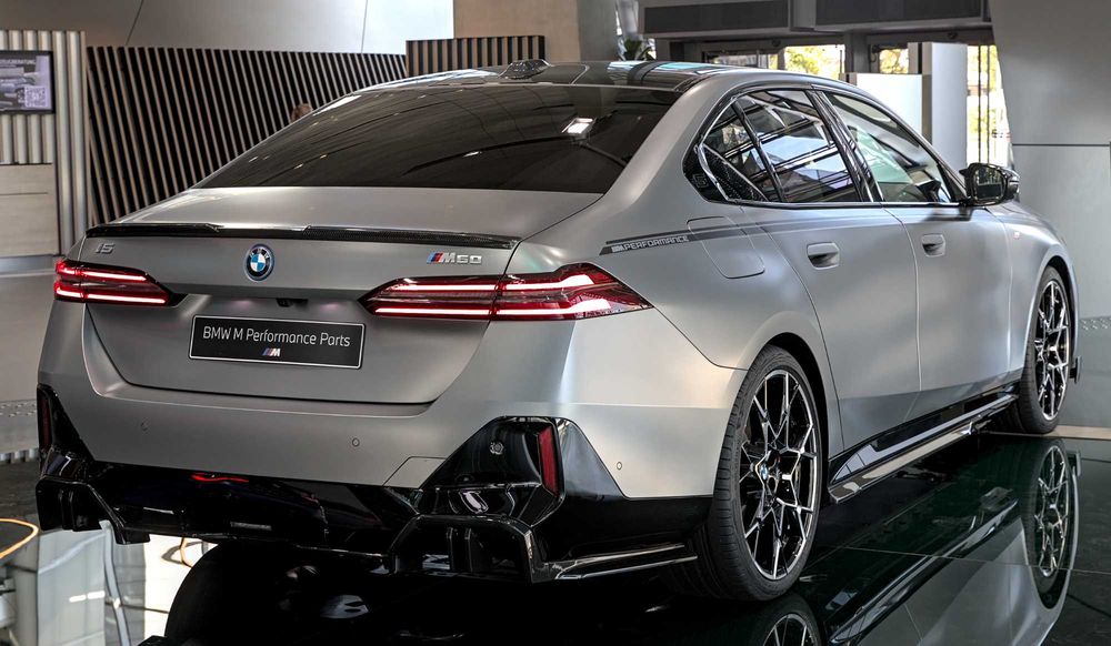 BMW i5 501 Naqd va Nasiya Savdo