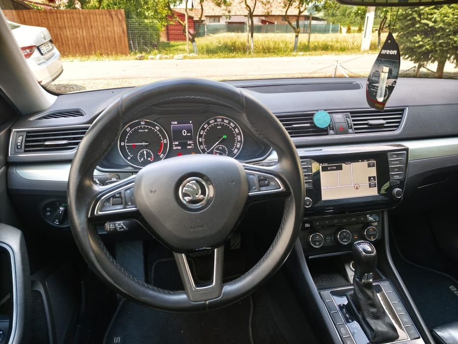SKODA Superb 2015 — imagine 5