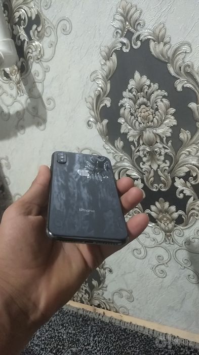 Sotiladi Iphone X faqat abmen redmilarga