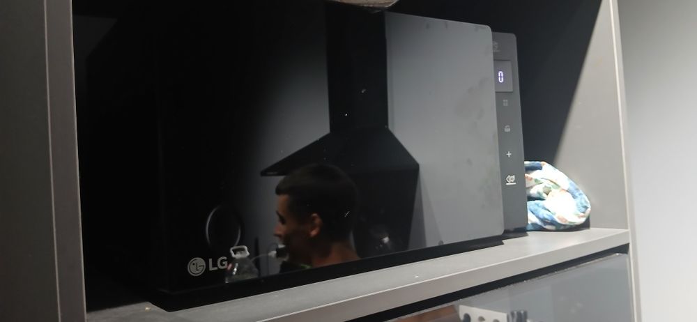 Микроволновка LG