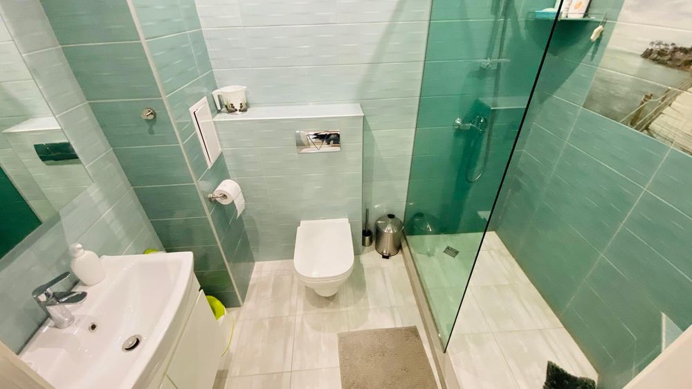 Дава се под наем Тристаен апартамент в Бургас, Сарафово - 93 кв.м за 816 € - Снимка #3