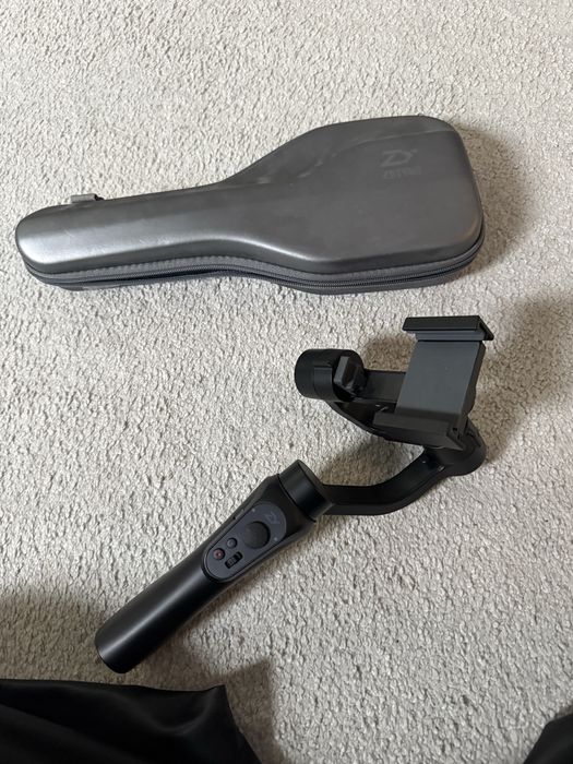 Gimbal Zhiyun Smooth 4 -Stabilizator Profesional Smartphone + Husă