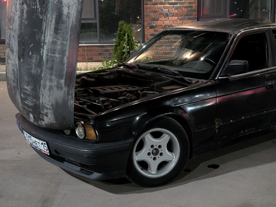 BMW E34 M50B25 На ходу, без вложений.