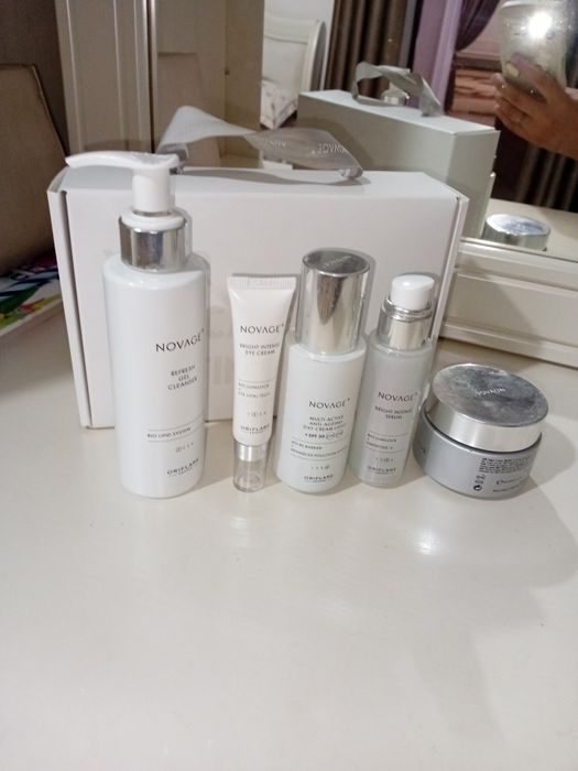 Oriflame.Novage dog'larga ajinlarga qarshi oqartiruvchi seriya .