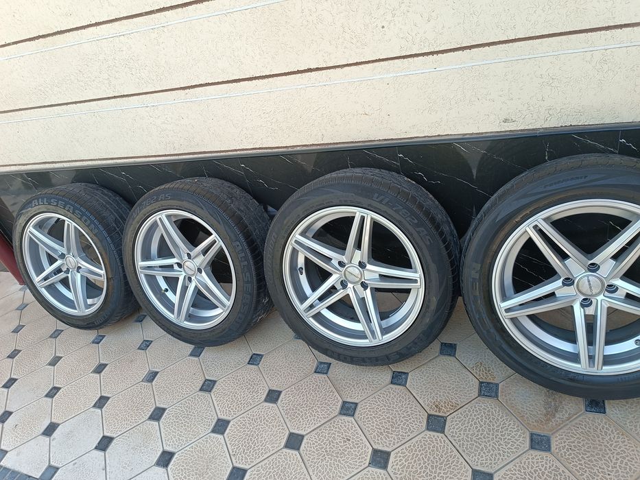 Vossen Diska Balon 215 55 R17 Holati Yaxshi