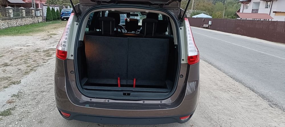 RENAULT Grand Scenic 2015 — imagine 5