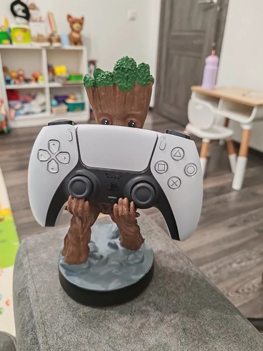 Фигурка подставка геймпада,  смартфона Playstation, Xbox