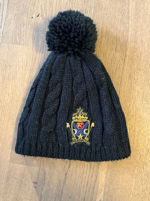 зимна дамска шапка ROSSIGNOL by Castelbajac