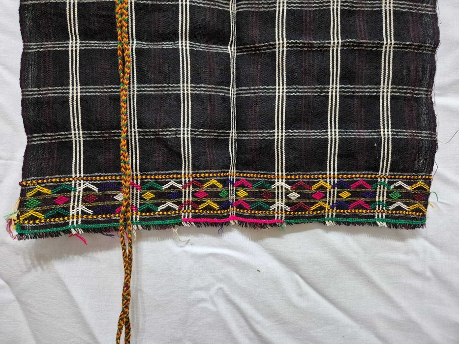 Стара Златоградска престилка от народна носия.