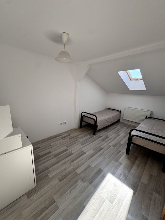 Apartament 4 camere la mansarda