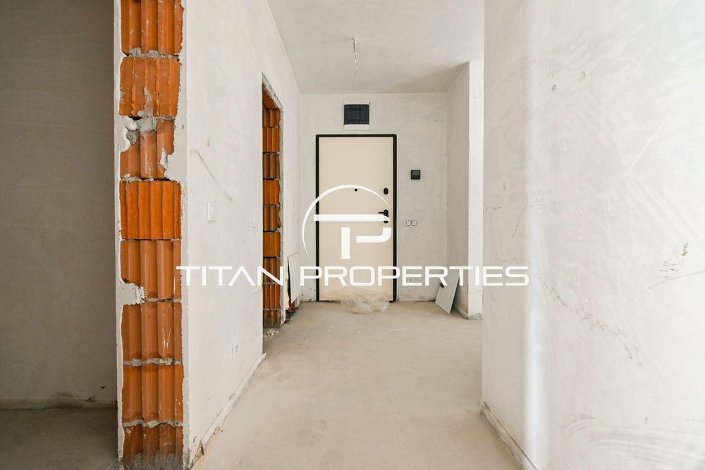 Продава се Тристаен апартамент в София, Красно село - 145 кв.м за 2518 €/кв.м - Снимка #9