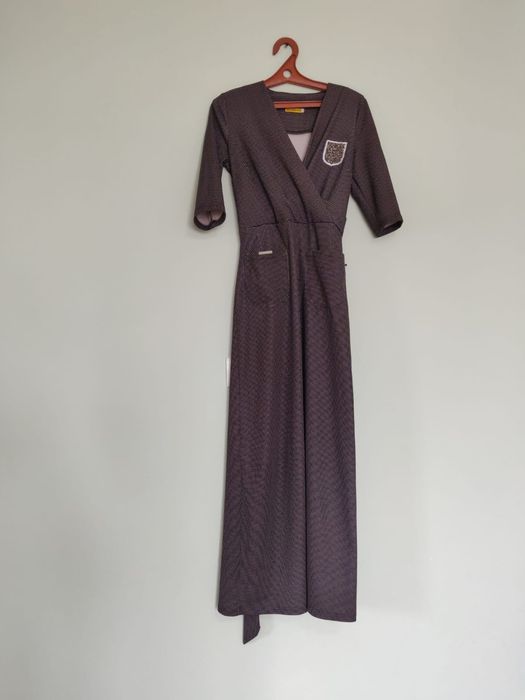 Продам платье размер 46,48