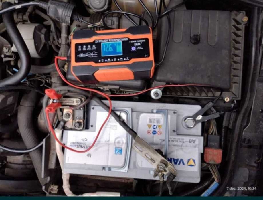 Încărcător/ Redresor Inteligent Baterie Auto, Gel, AGM, 24 / 12V – 12A