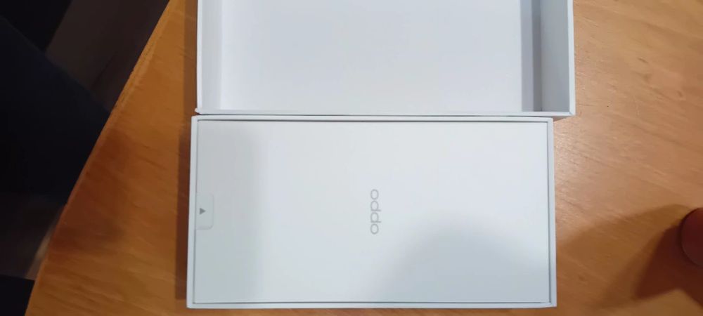 Продавам телефон OPPO