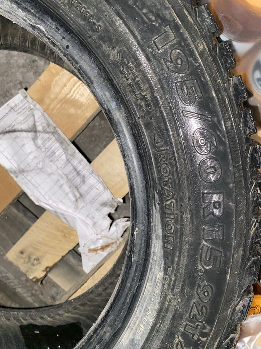 Продам шины R15 195/60