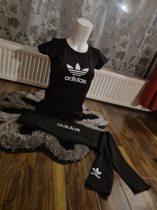 Compleuri dama Adidas