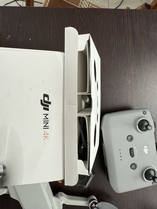 Drona DJI Mini 4K, 4K30, 12MP