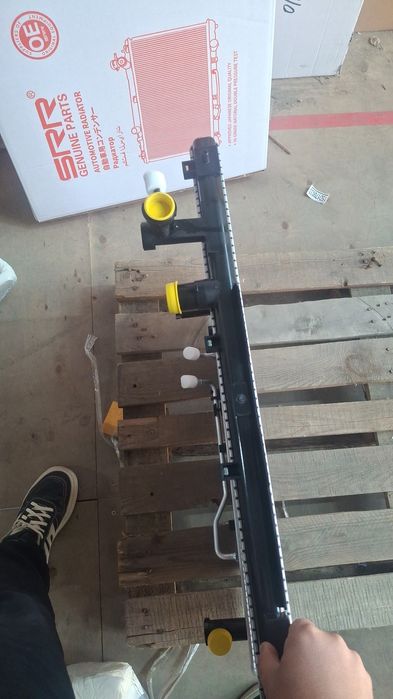 Радиатор rav 4 2001 года aca 20