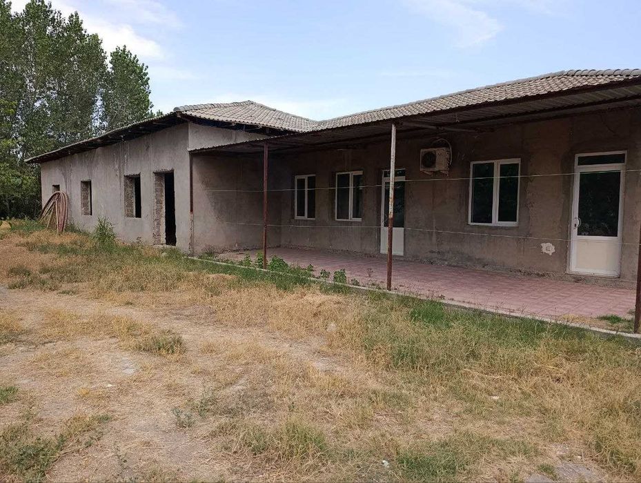 1,10 гектар Зангиота Зиёратгохига етмасдан, Нархи бир сотихи 7500