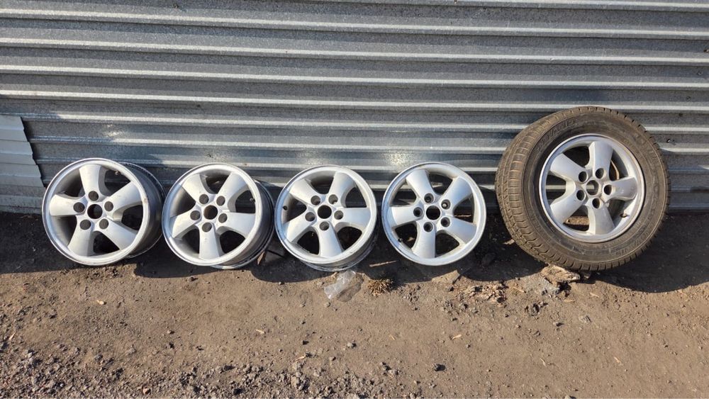 Продам диски размер 15