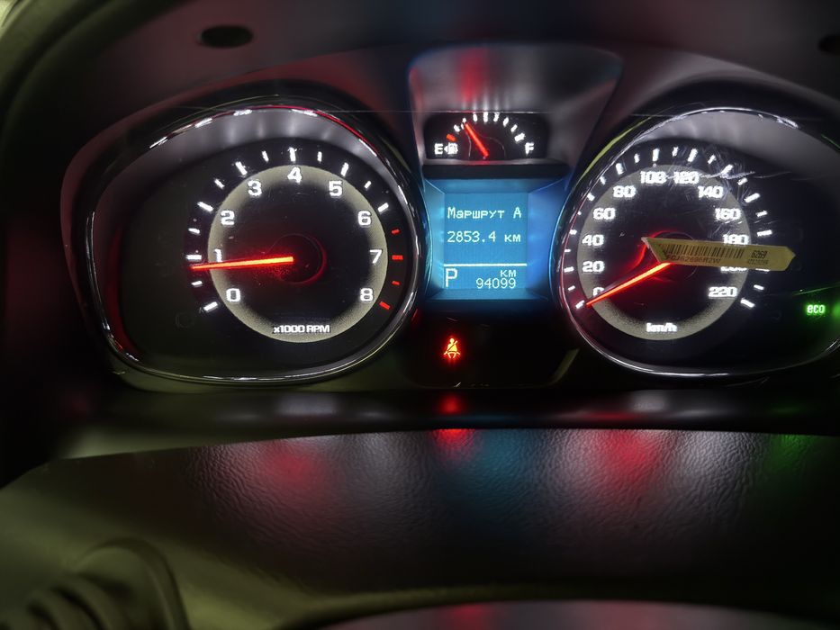 Chevrolet captiva sotiladi.yaxshi xolatda .