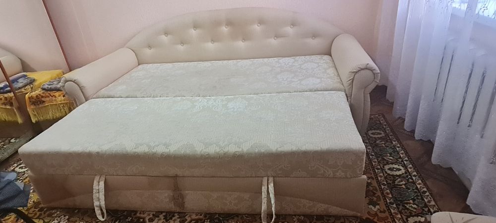 Диван раскладной-книжка