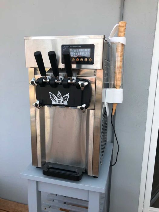 НОВА Машина за италиански сладолед 3 вкуса 18л/ч 1200W  1г гаранция