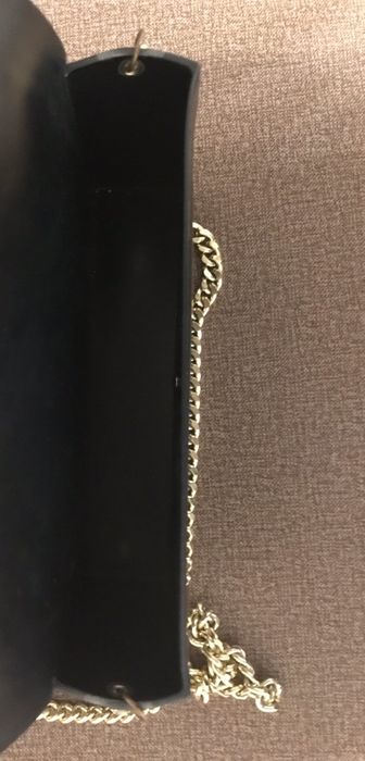 Сумка с массивной цепью