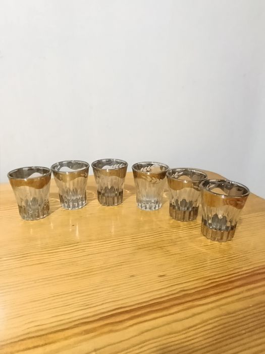 Продам итальянский набор рюмок