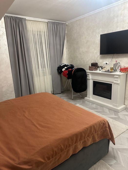 Vand apartament 2 camere  87 mp zona tomis plus