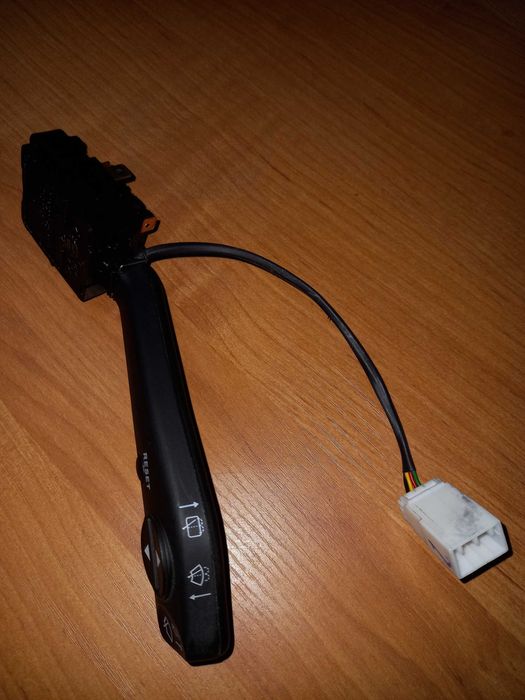 Продаю подрулевой переключатель ВАЗ