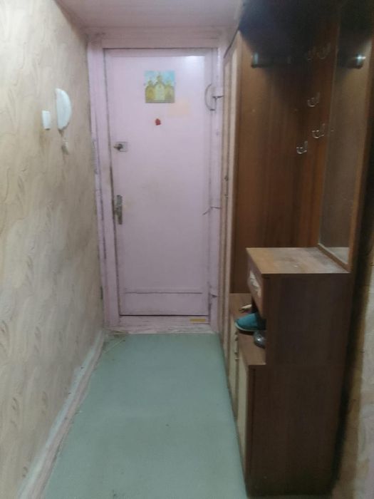продам 2х ком.кв.в 7мкр дом 30