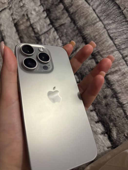 Iphone 15pro , 128gb, 79 акб