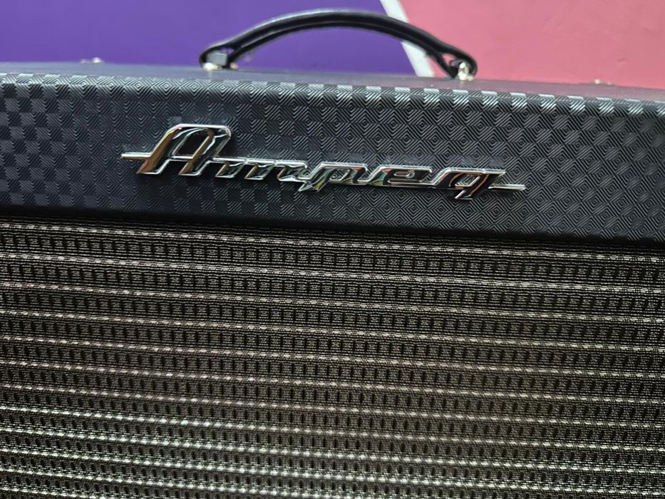 басовый комбик ampeq  rocket bass