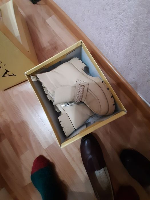 продаю сапоги зимняя новое