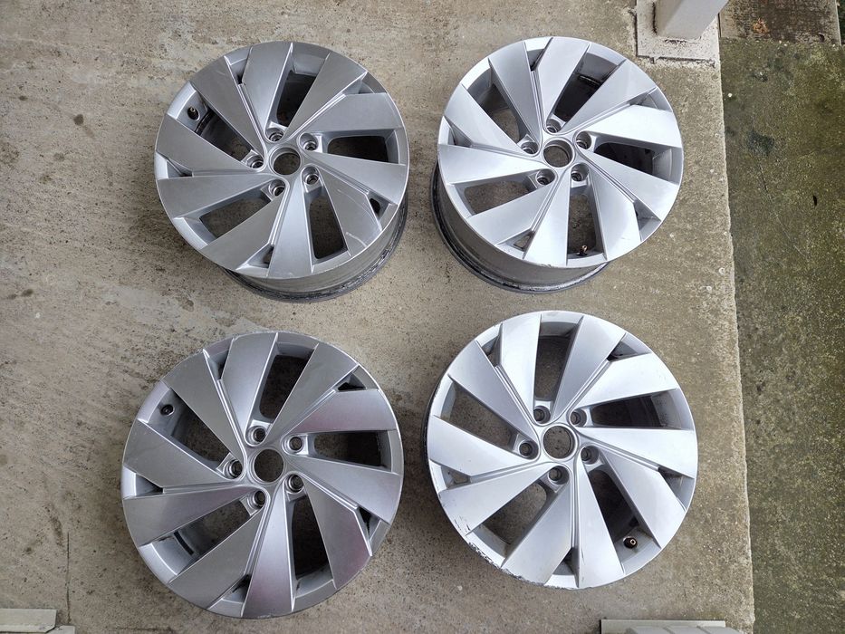 Jante originale Volkswagen, R17, Golf 8