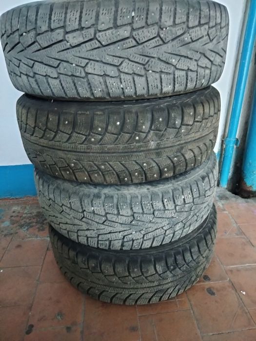 Продам зимние шины