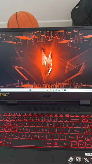 ACER NITRO V | клава в подарок